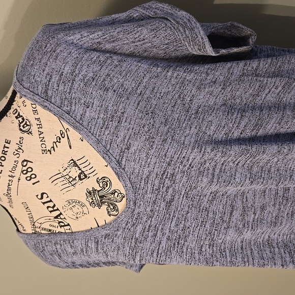 V-Neck Tee With Rolled Sleeves - Picture 5 of 5